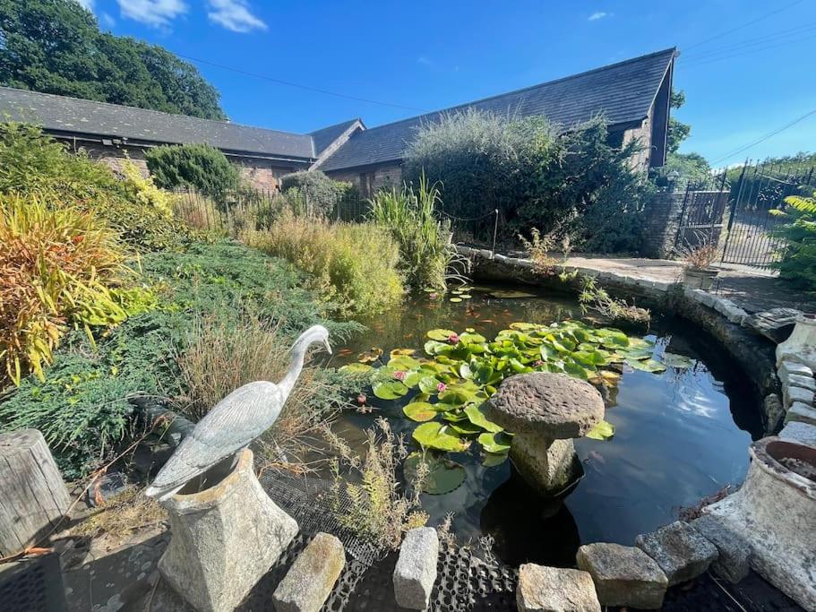 Stone Built Barn In A Beautiful Rural Setting Villa Llangwm-Isaf Екстериор снимка